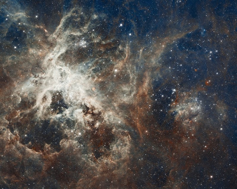 Galaxy Bedding Image